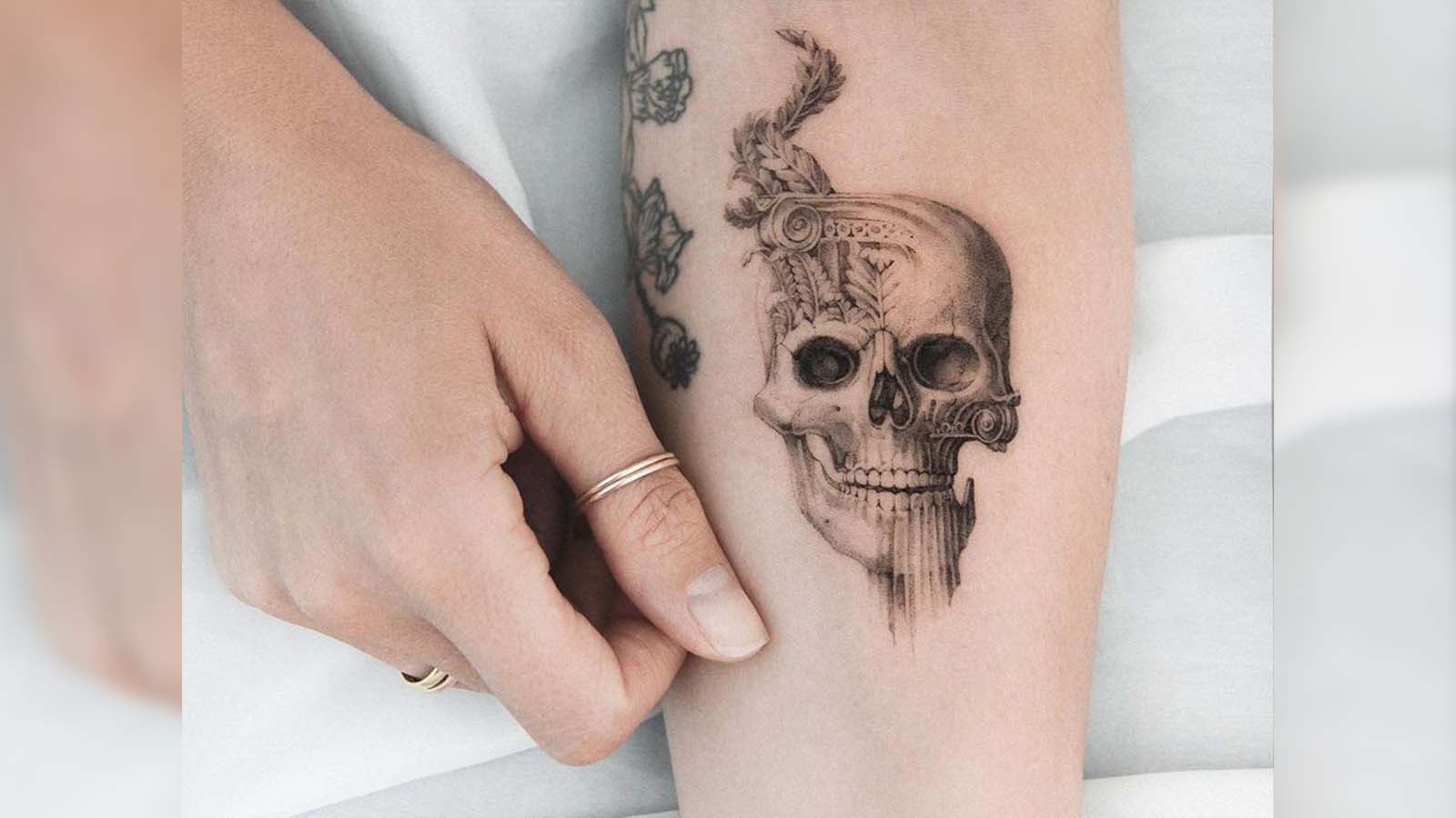 skull gambling tattoo